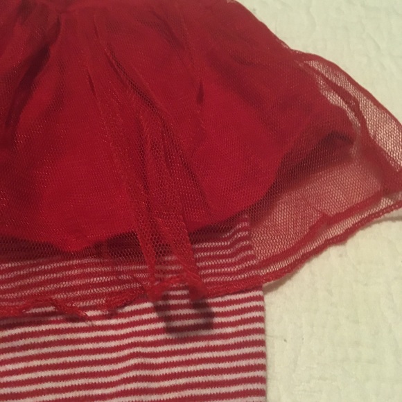 9m (6/$20) Tutu Leggings Red Pinstripe - Picture 7 of 10